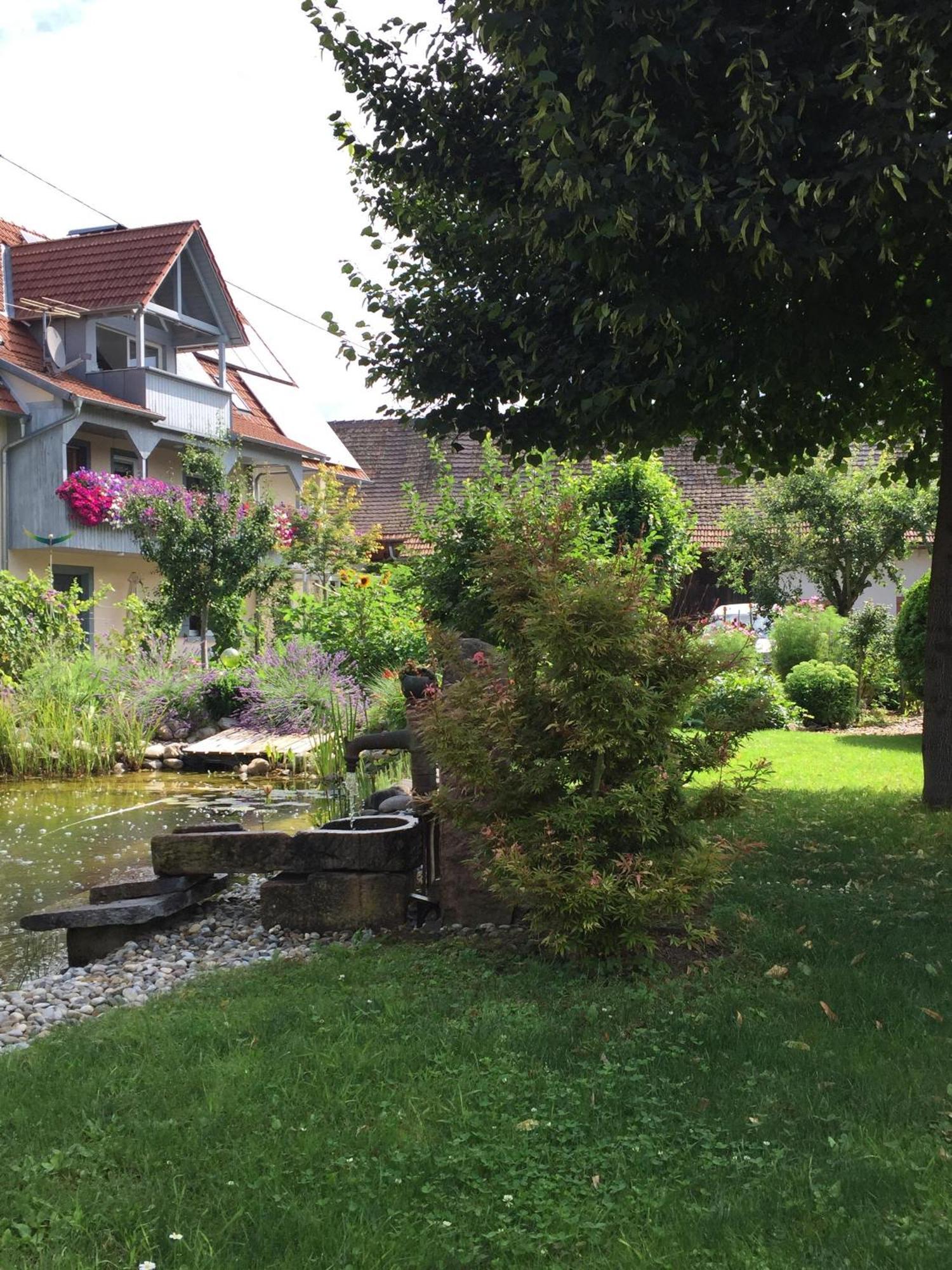 Winzerhof Bitzenhofer Apartamento Vogtsburg Exterior foto